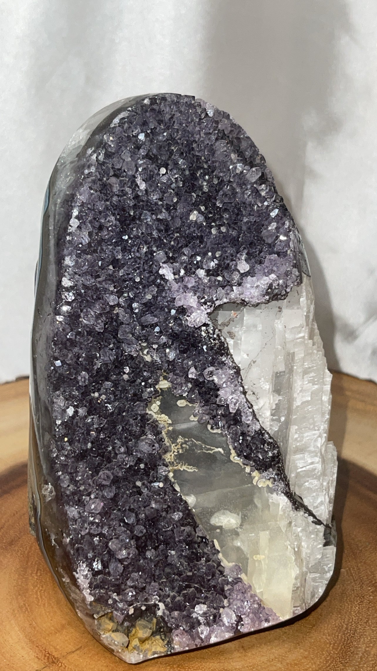 Amethyst Agate with Calcite XL Cutbase